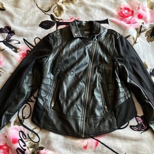 Torrid Size 0 Faux Leather Jacket in black